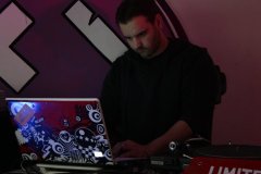 2011-02-18-01